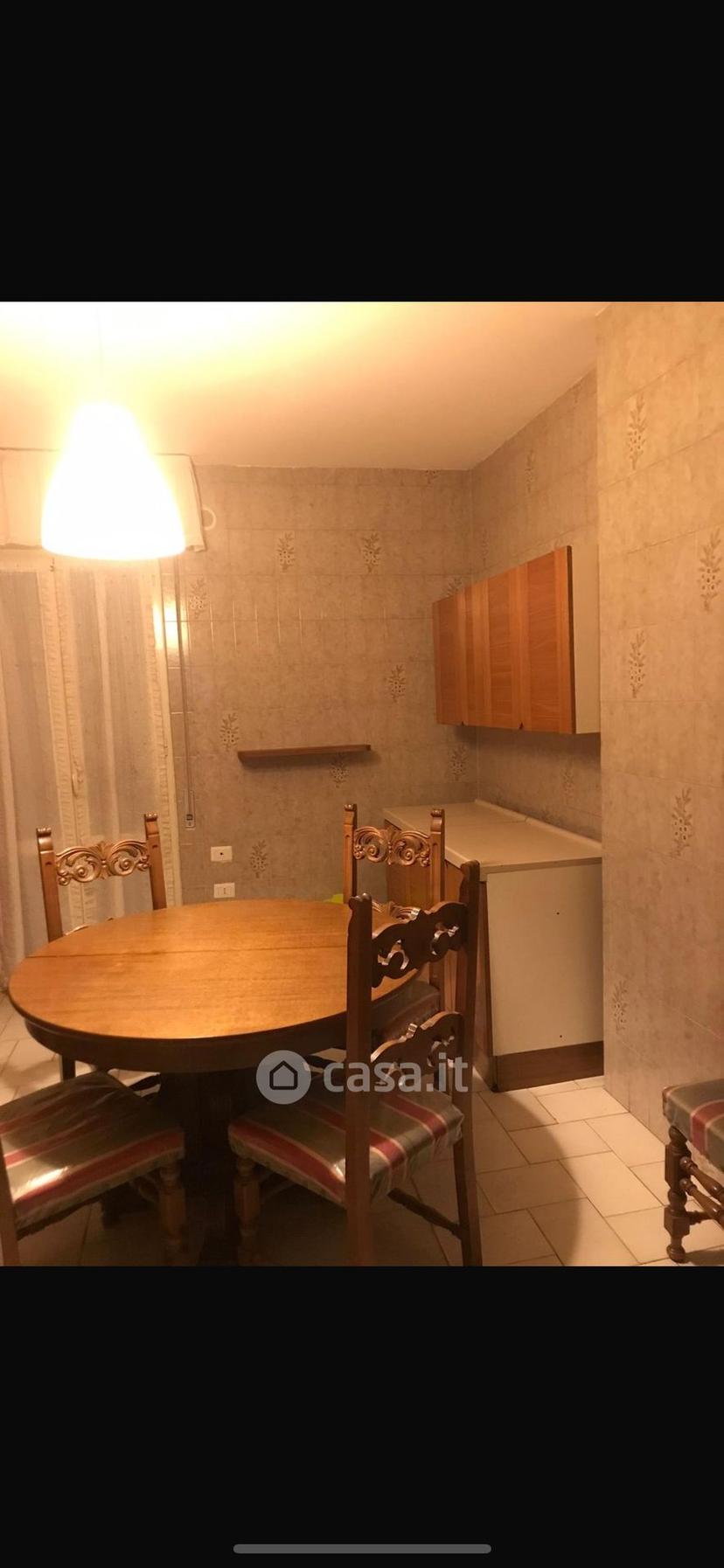 Stanza in Via Giuseppe Cassella 34 — foto 5 di 13