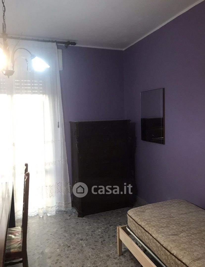 Stanza in Via Giuseppe Cassella 34 — foto 3 di 13