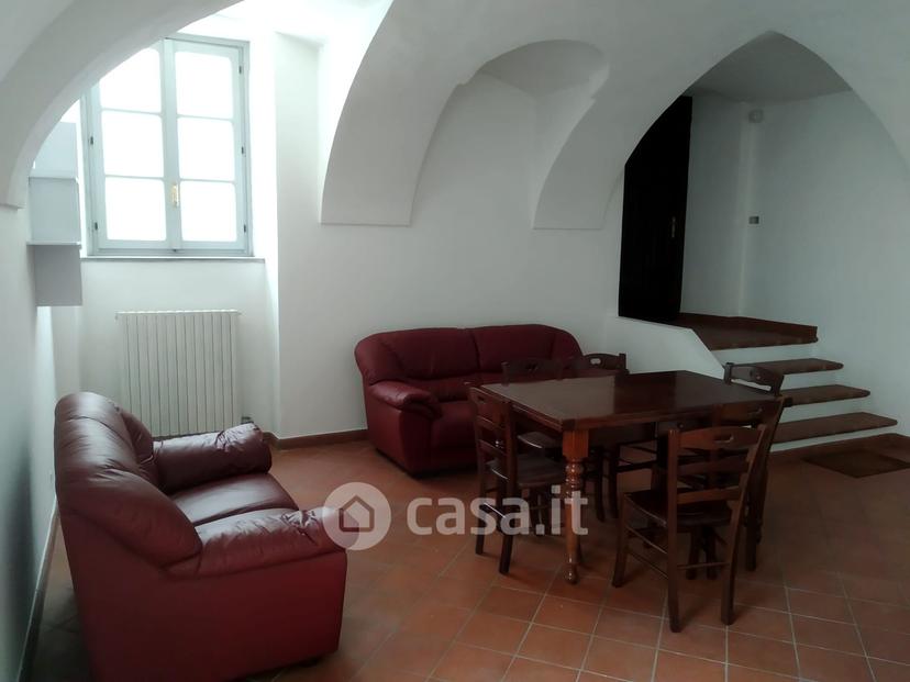Stanza in Via Monte di Pietà 4 — foto 6 di 31