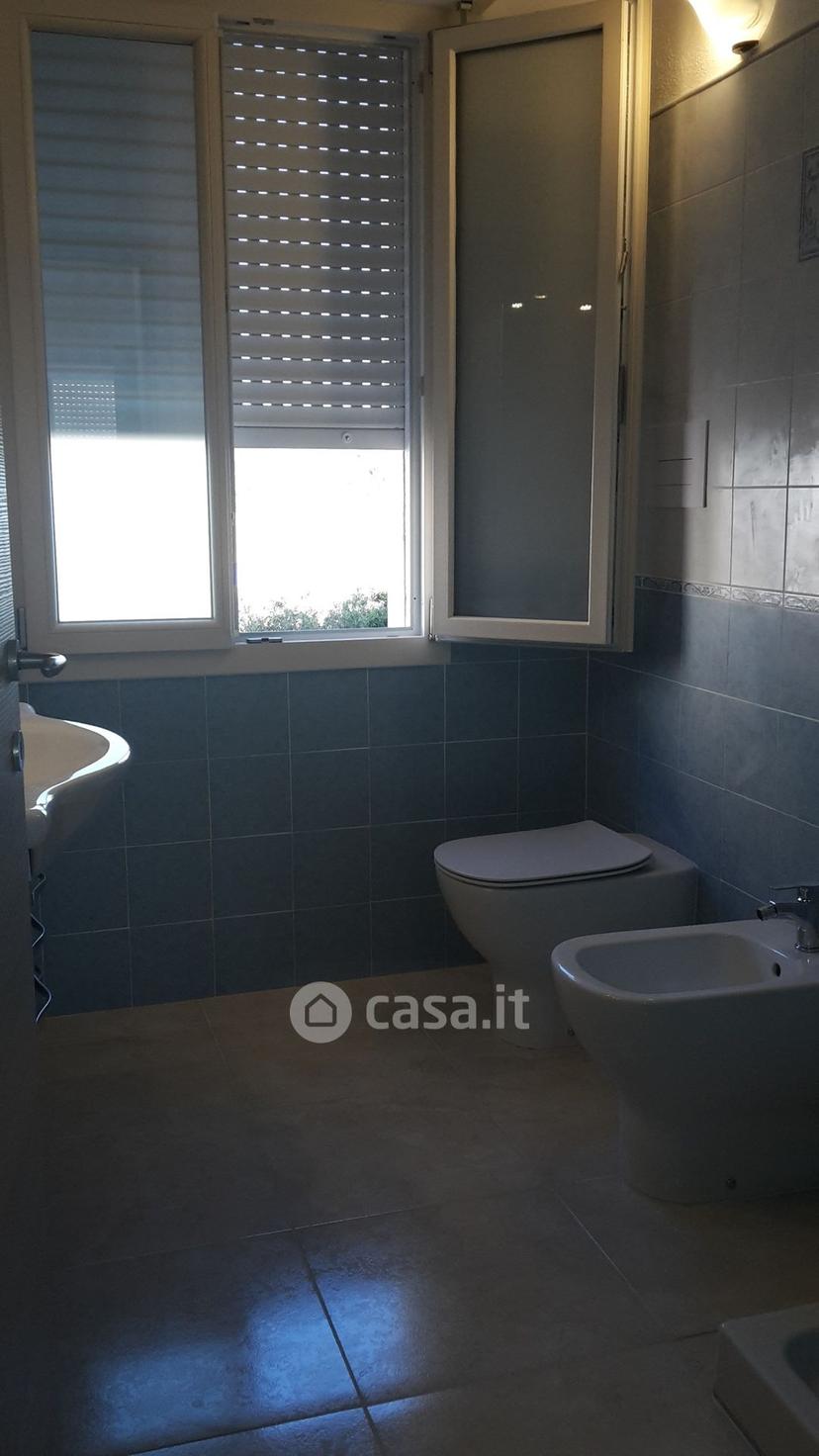 Stanza in Via Giovanni Usai 14 — foto 2 di 10