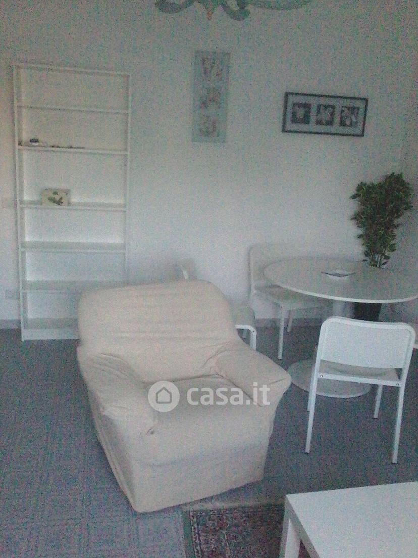 Stanza in Via Gennaro Tescione 146 — foto 16 di 18