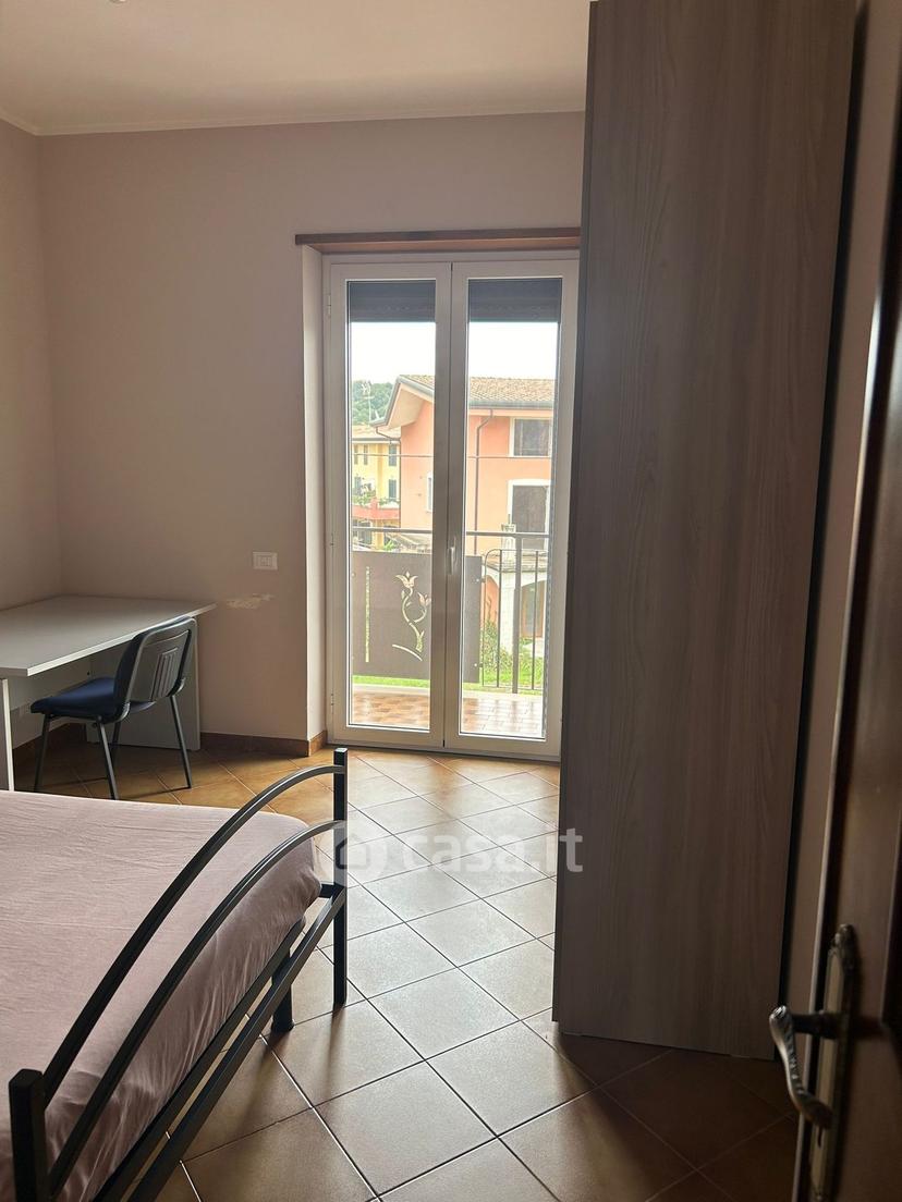 Stanza in Via Marano 177 — foto 3 di 8