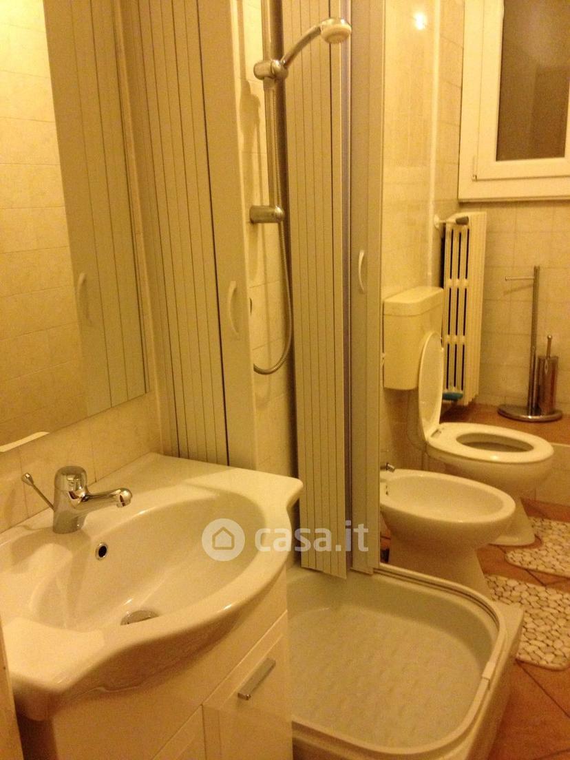 Stanza in Via Lucana 295 — foto 2 di 5