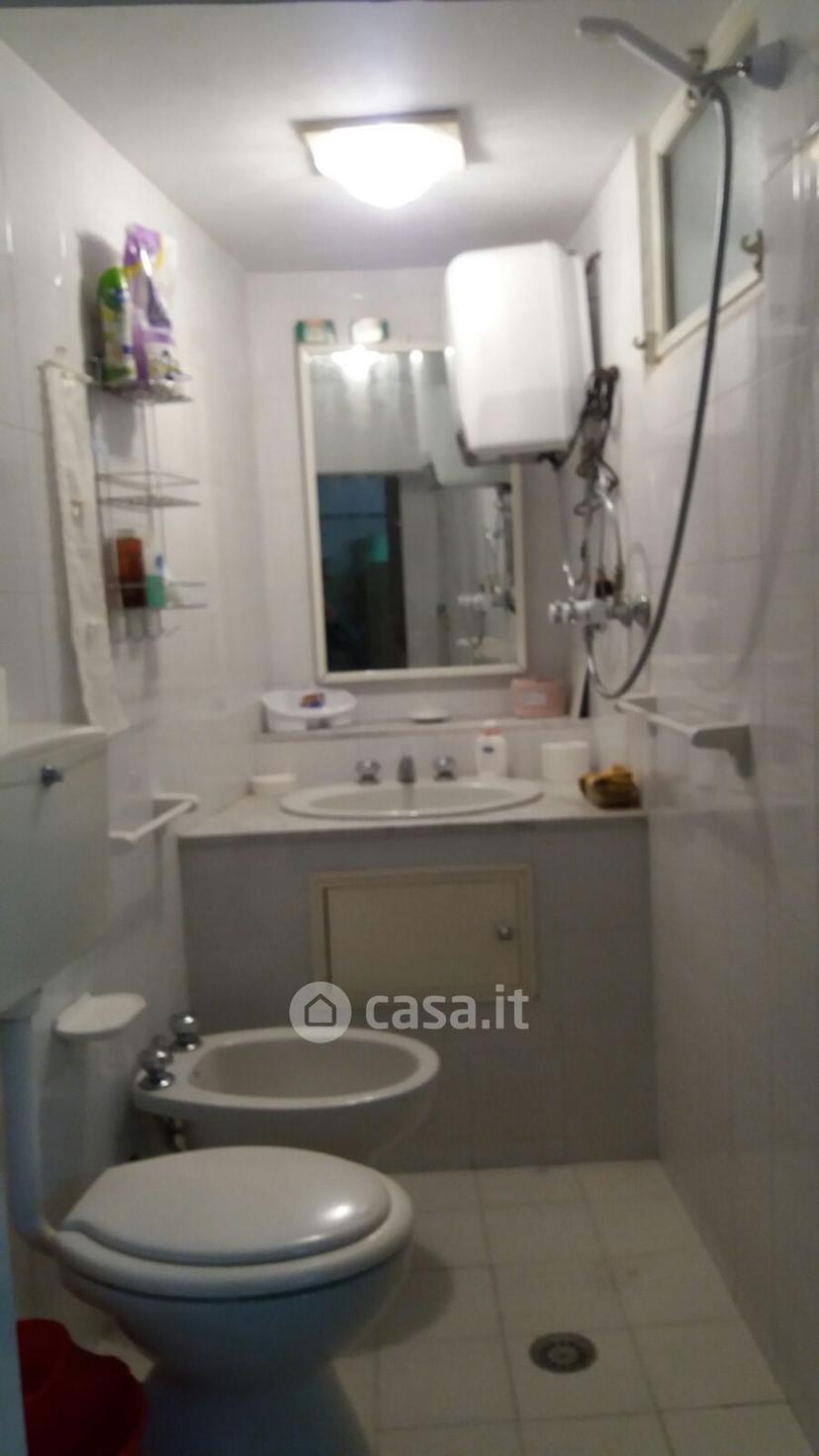 Stanza in Via Guglielmo Oberdan 2 — foto 3 di 4