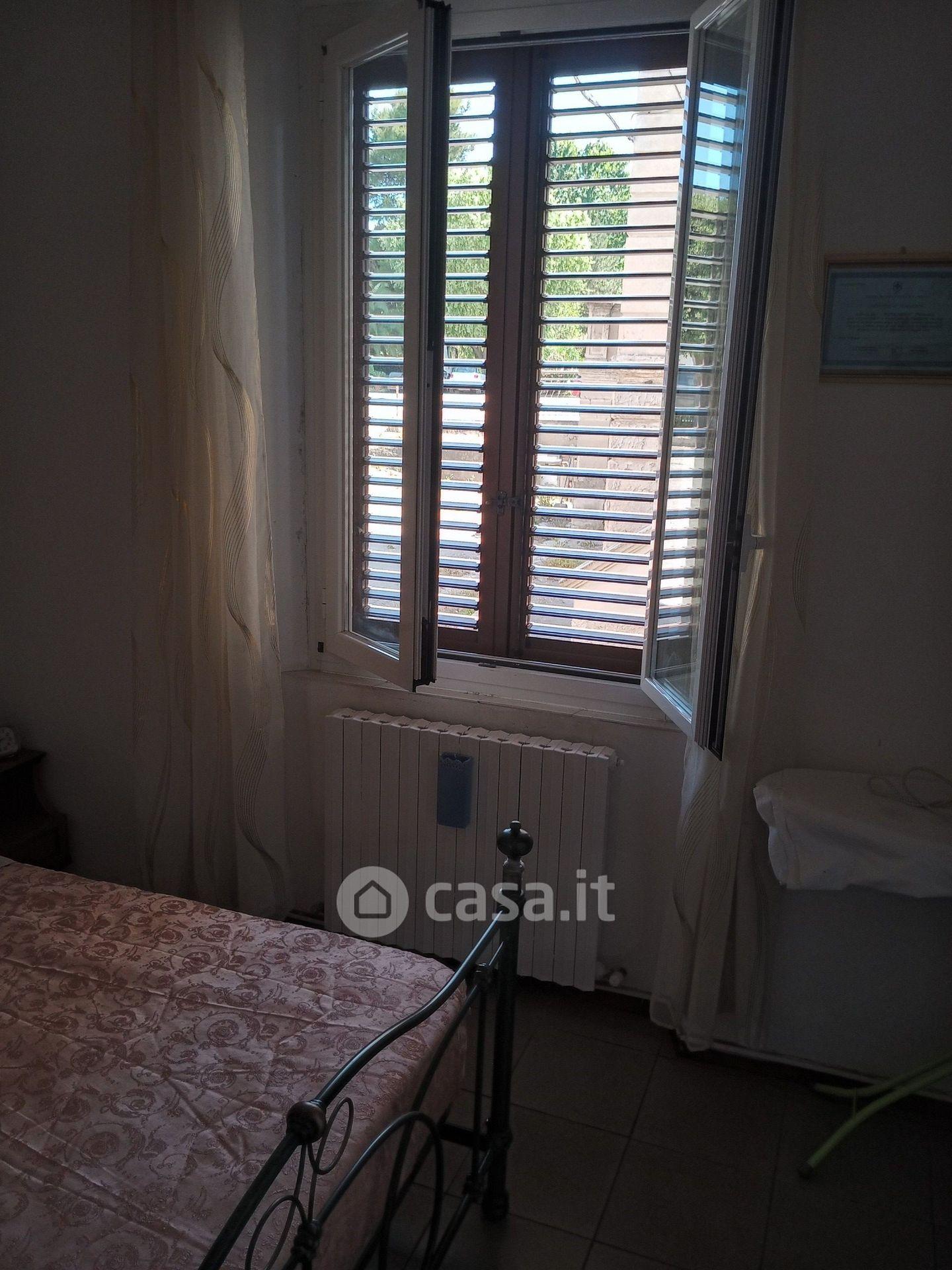 Stanza in Via Adriatica 25