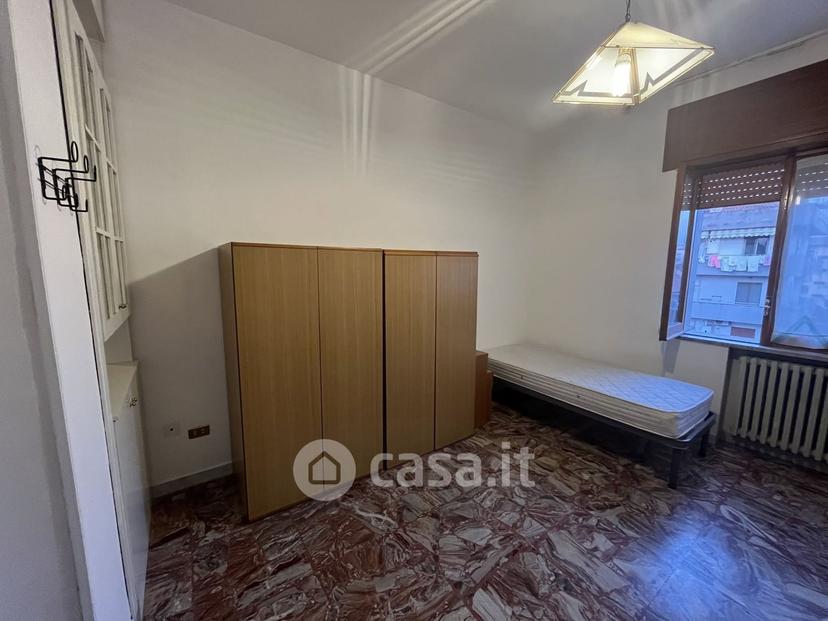 Stanza in Viale Antonio Mellusi — foto 5 di 10