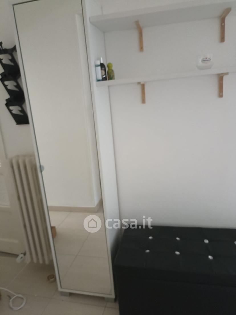 Stanza in Via Ugo Foscolo — foto 13 di 14