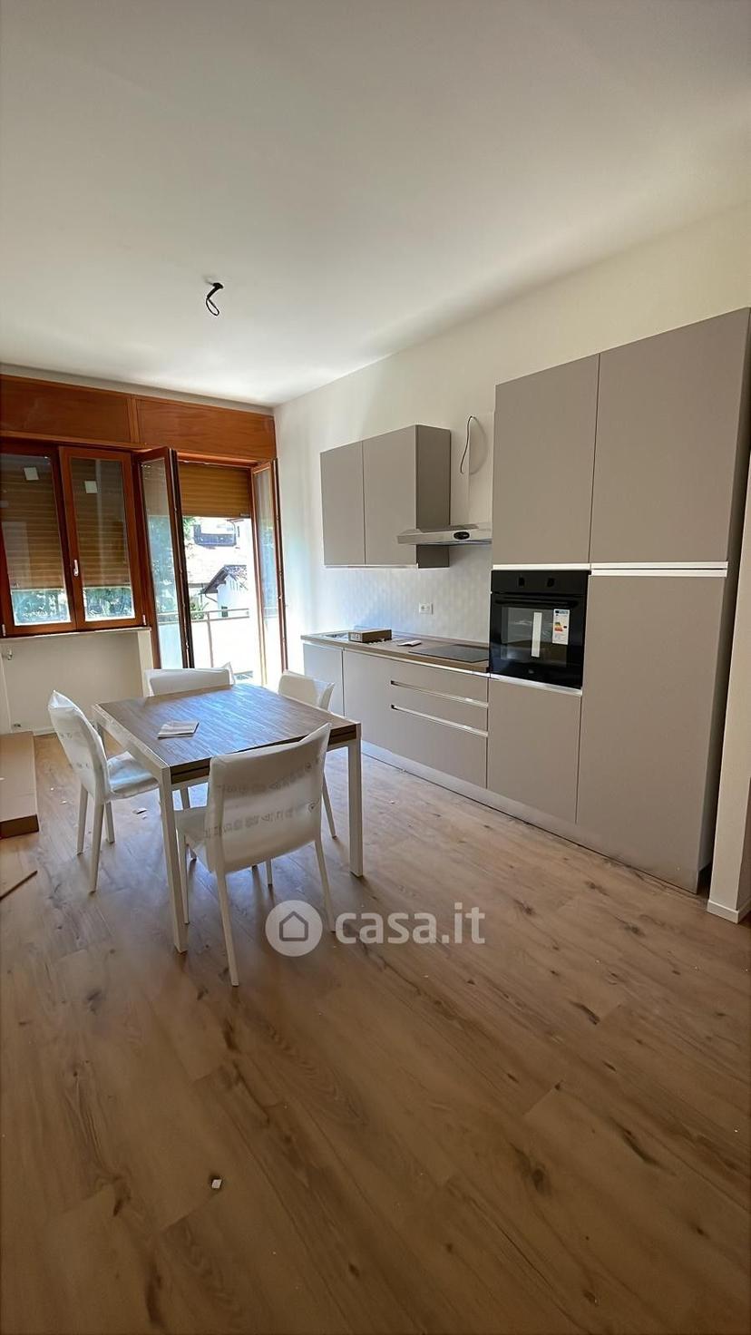Stanza in Via Piero Bessone 3 — foto 12 di 15