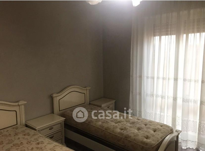 Stanza in Via Giuseppe Cassella 34 — foto 2 di 13