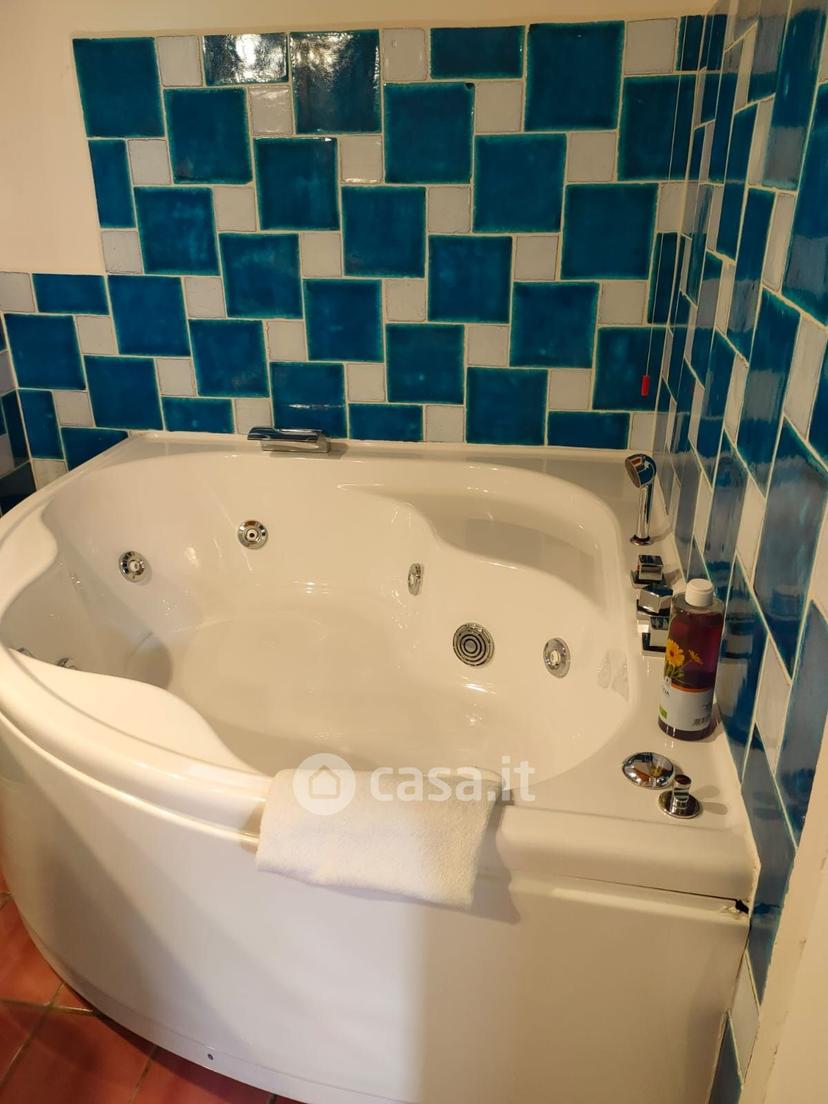 Quadrilocale in Via Santa Chiara 8 — foto 33 di 33