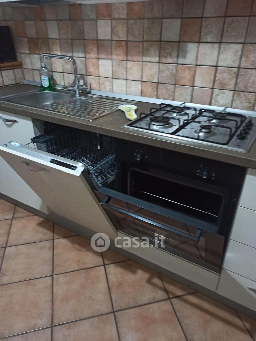 Stanza in Via Alcide de Gasperi 7 — foto 10 di 22