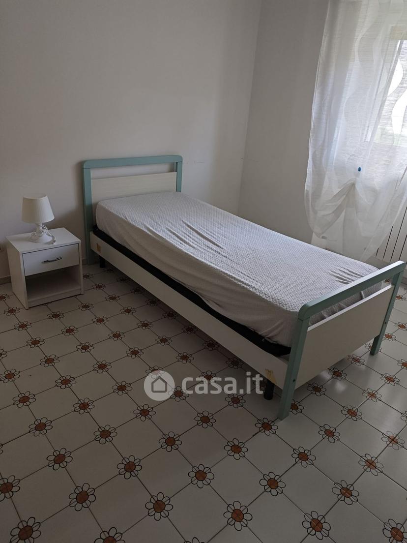 Stanza in Via Boschetto 7 — foto 6 di 6
