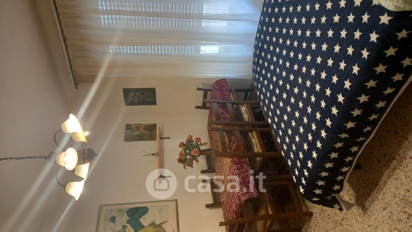 Stanza in Via Carlo Fabri 22 — foto 6 di 6