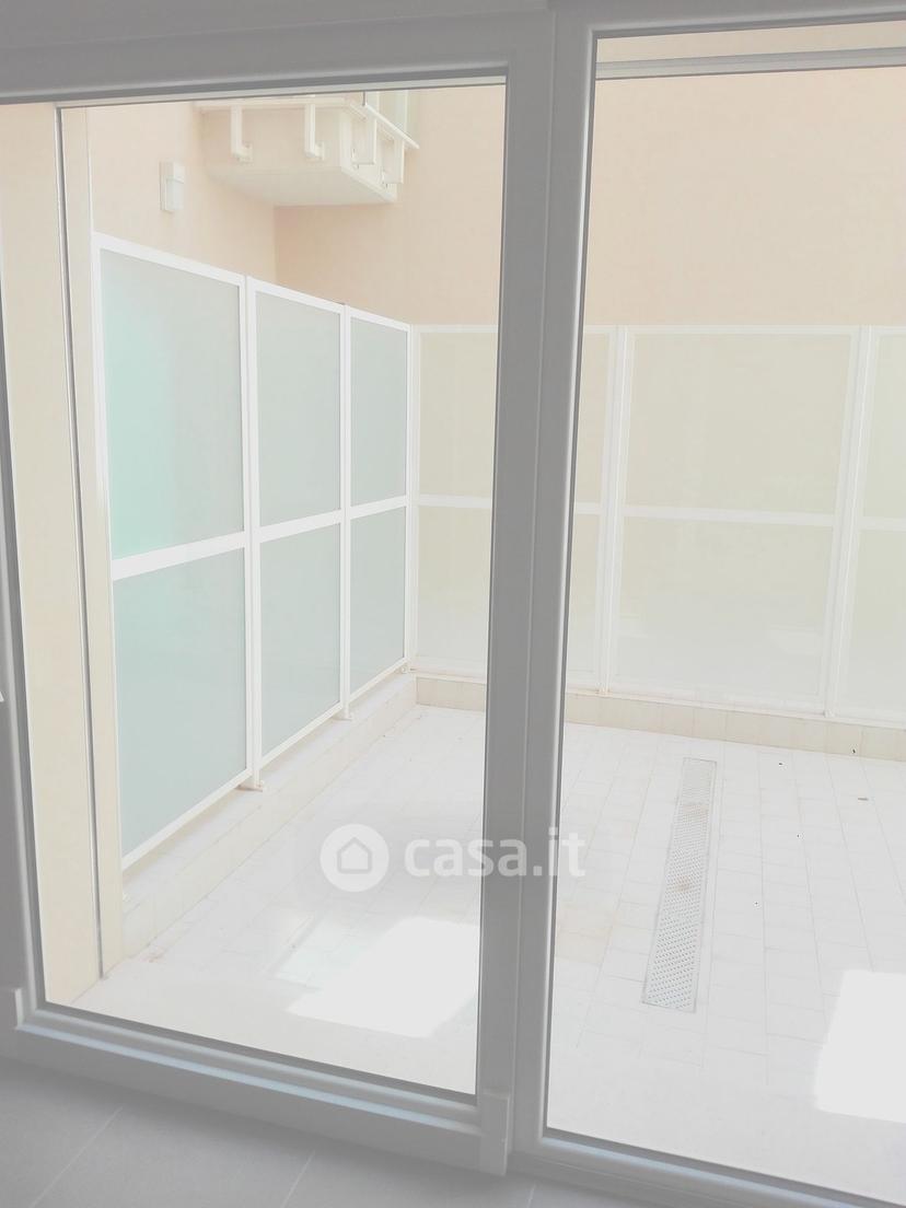 Stanza in Via Sallustio 49 — foto 12 di 32