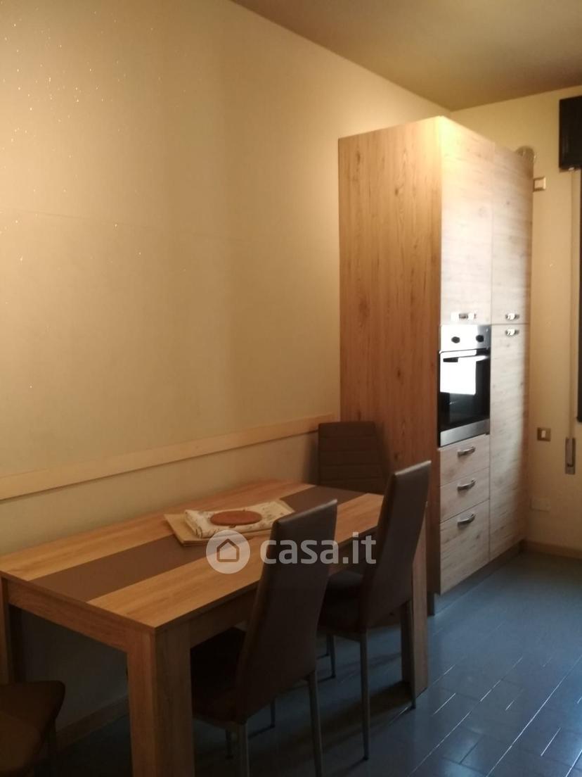 Stanza in Via Guglielmo Oberdan 15 — foto 7 di 25