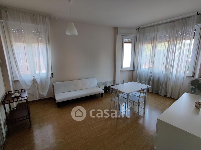 Trilocale in Via Gerolamo Cavezzali 1 — foto 7 di 11