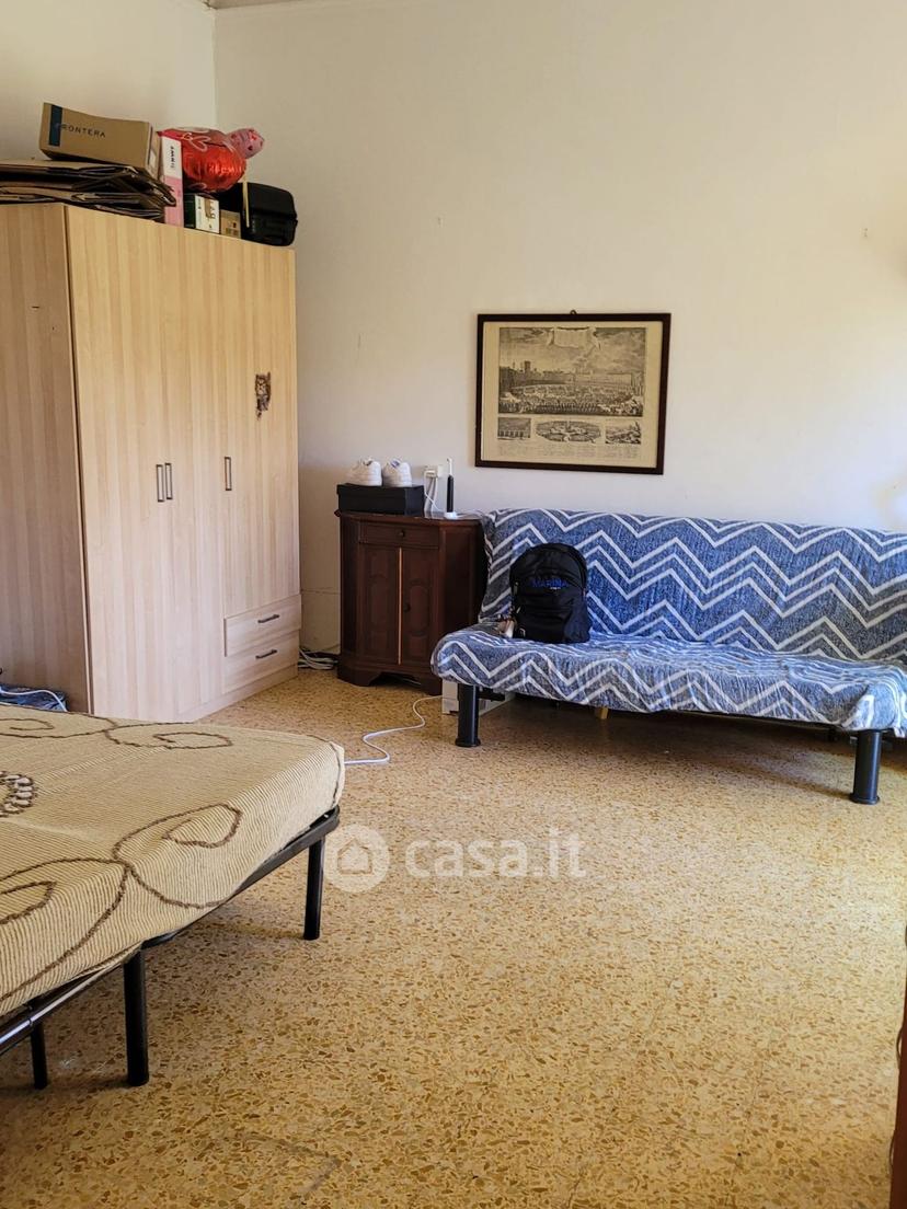 Stanza in Via del Colle 88 — foto 4 di 8