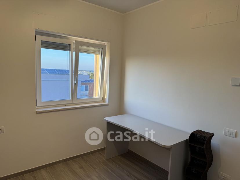 Trilocale in Via Carlo Collodi 18 — foto 11 di 16