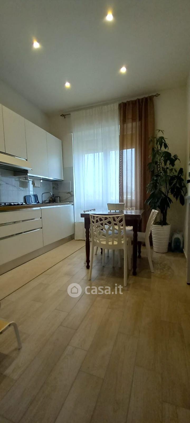 Stanza in Via Valfortore 3 — foto 3 di 13