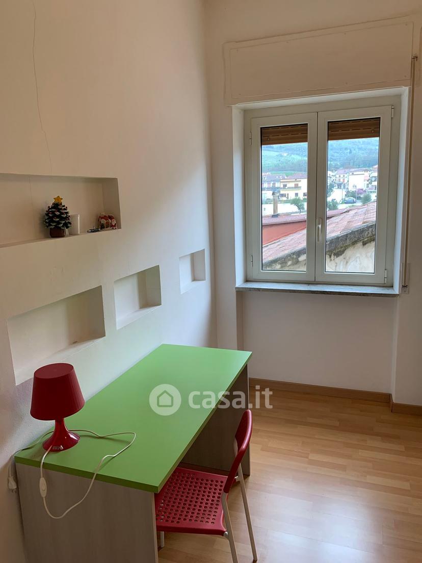 Stanza in Strada Regionale 426 di Polla 140 — foto 3 di 5