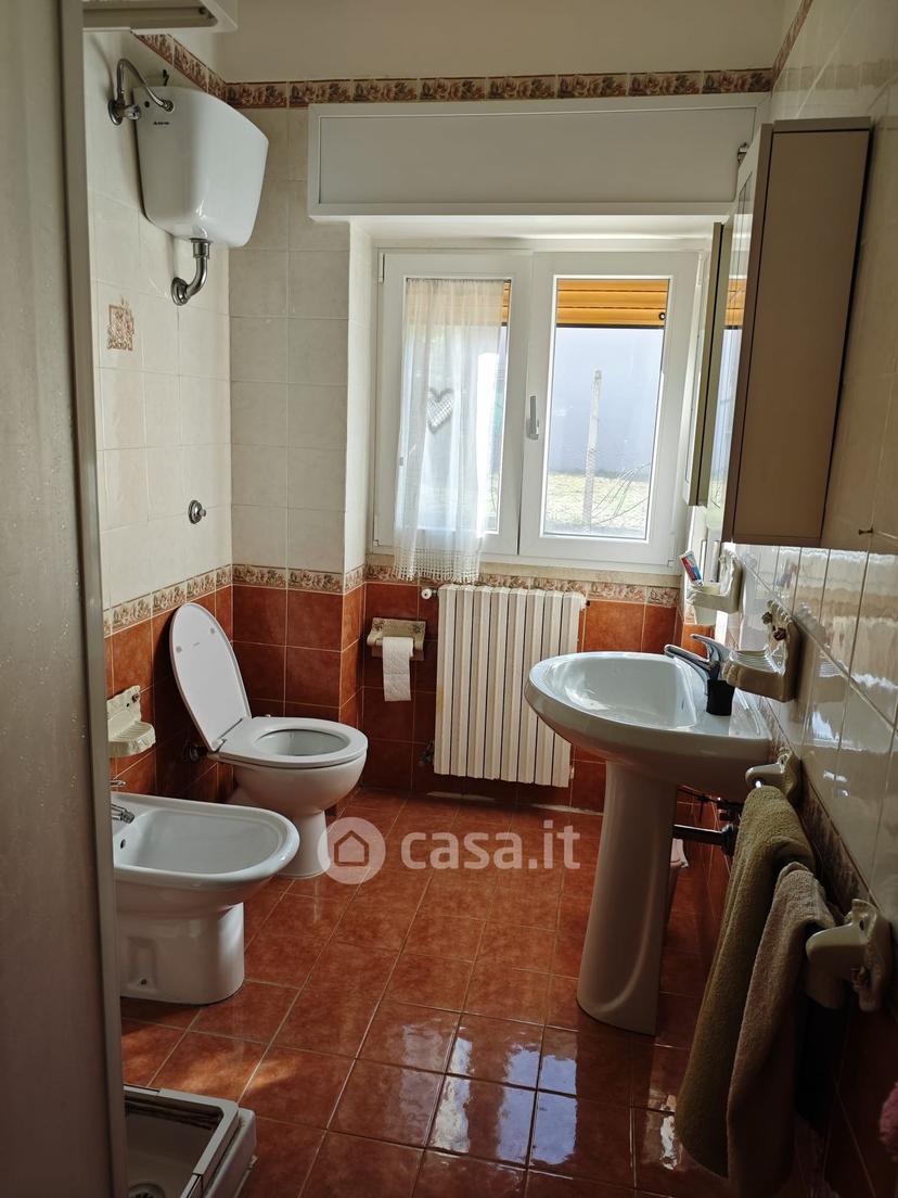 Stanza in Via Boschetto 7 — foto 2 di 6