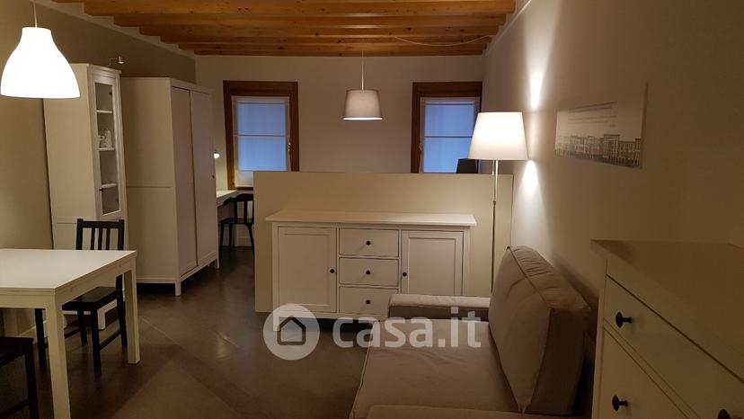 Monolocale in Vicolo del Campanile 6 — foto 16 di 30
