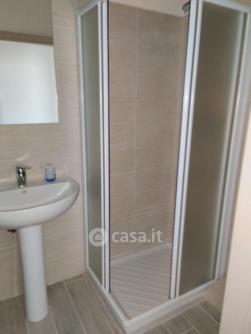 Trilocale in Via Gerolamo Cavezzali 1 — foto 6 di 11