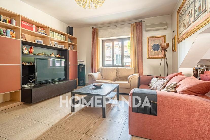 Villa unifamiliare in Via Antonio Gramsci 46, Gravina di Catania — foto 3 di 5