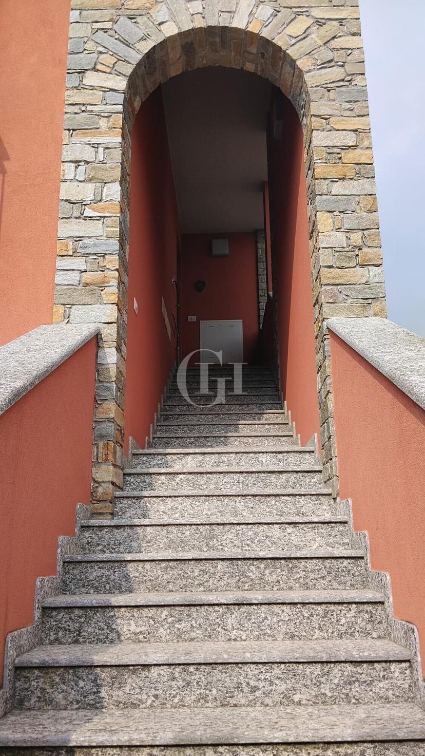 Trilocale, Gravedona ed Uniti — foto 3 di 5