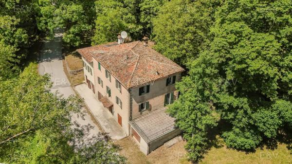 Casale in Via Ca' Lillina, Mercatello sul Metauro