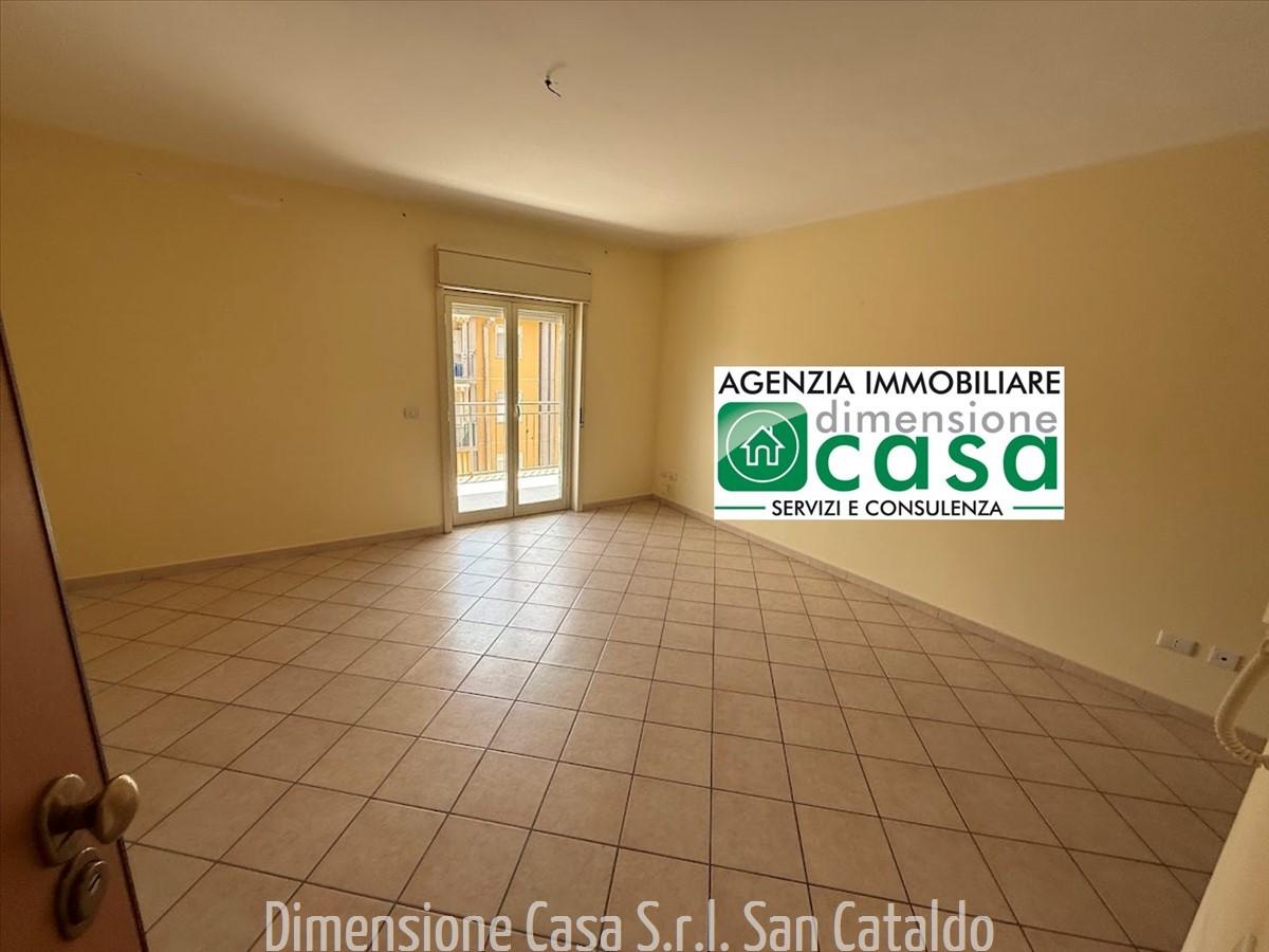 Appartamento in Via Cristoforo Colombo 12 , San Cataldo