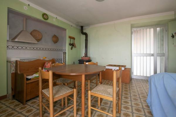 Appartamento in Località Caprieto 3, Vobbia
