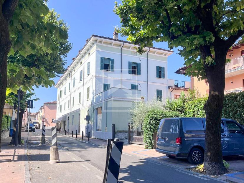 Villa in Piazza Garibaldi 28, Desenzano del Garda