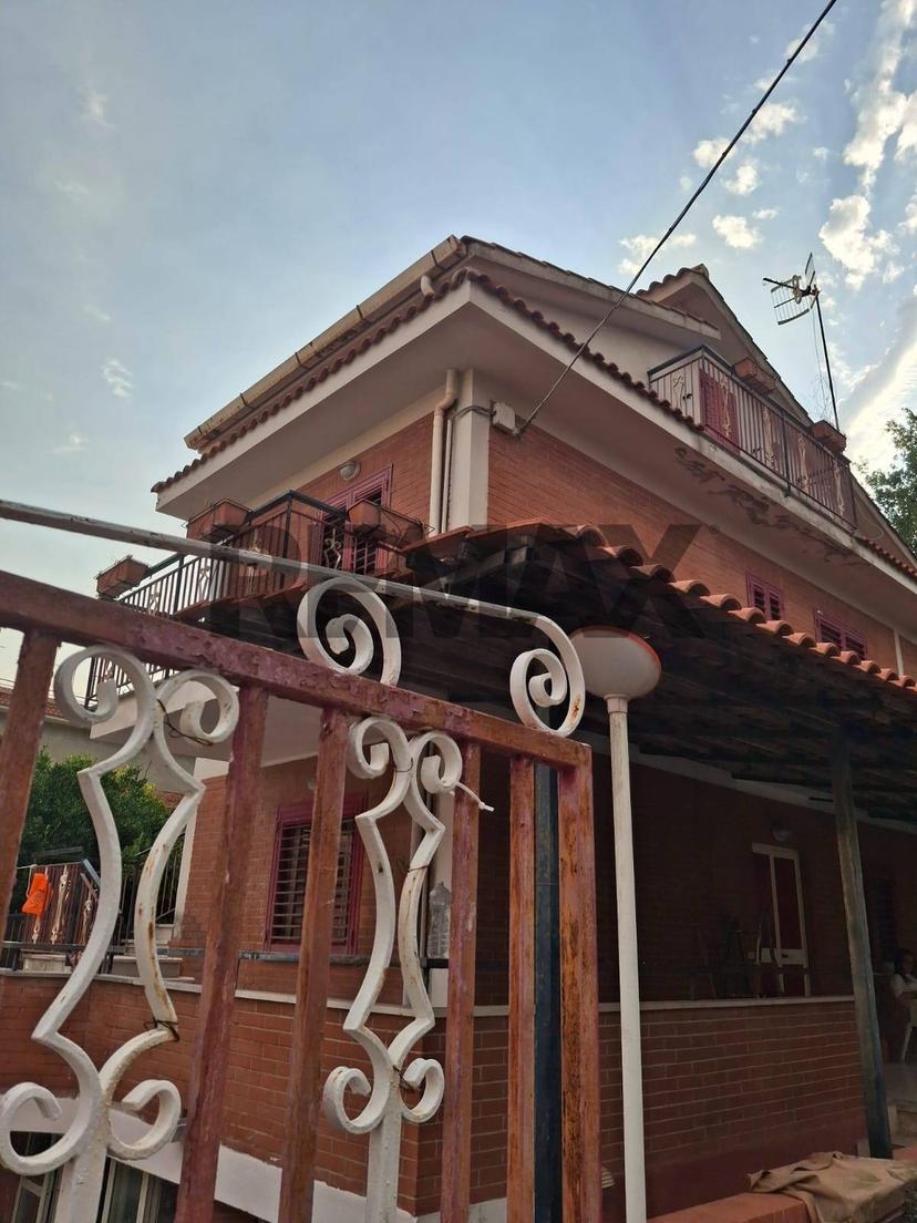 Casa indipendente, Minturno