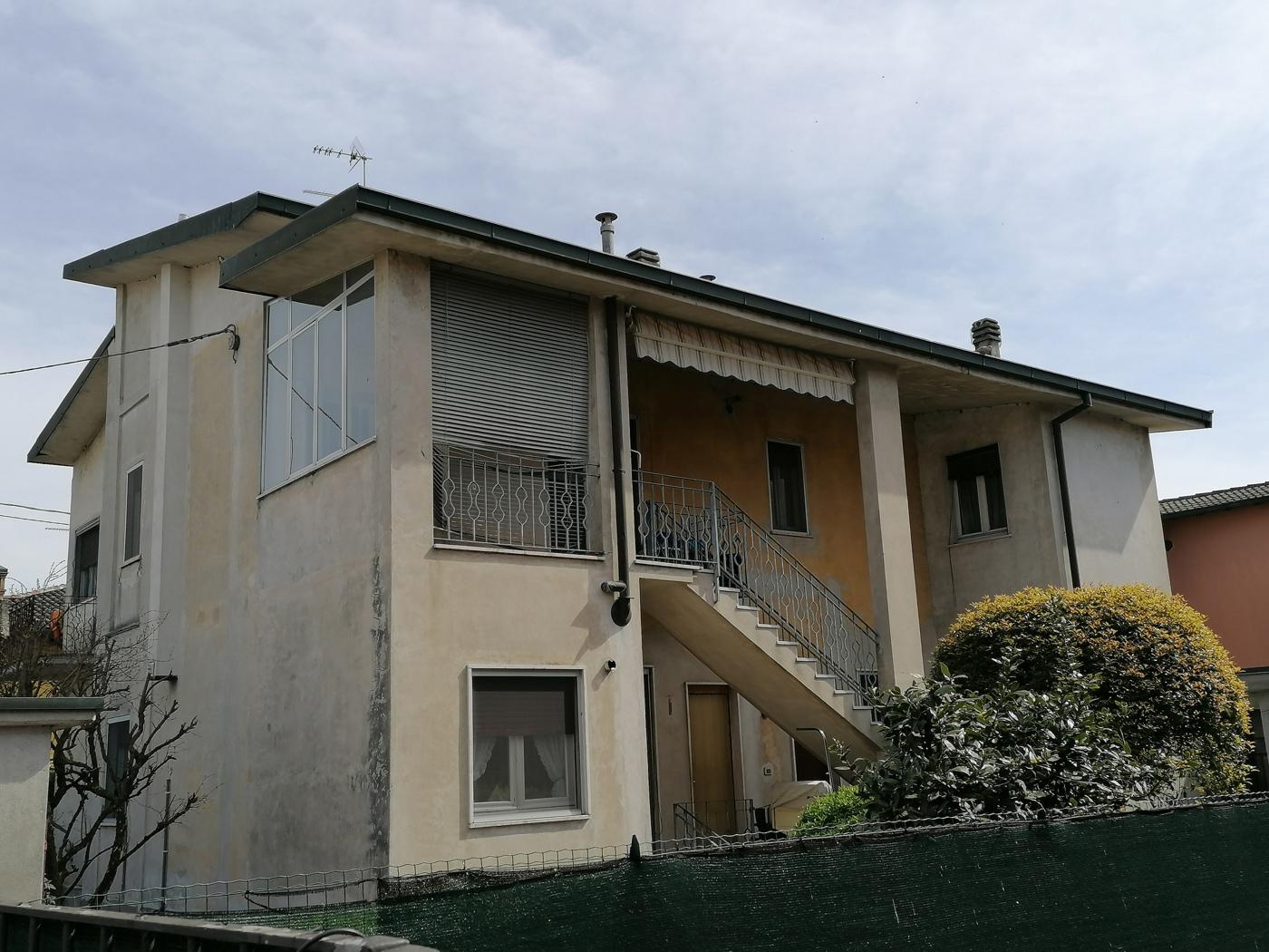 Quadrilocale in Via Pascoli 5, Rivolta d'Adda
