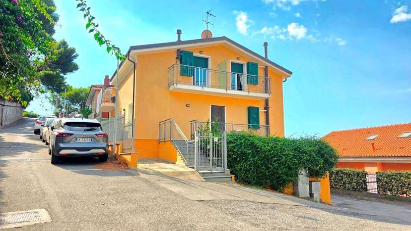 Quadrilocale in Via San Luigi, Andora — foto 3 di 5
