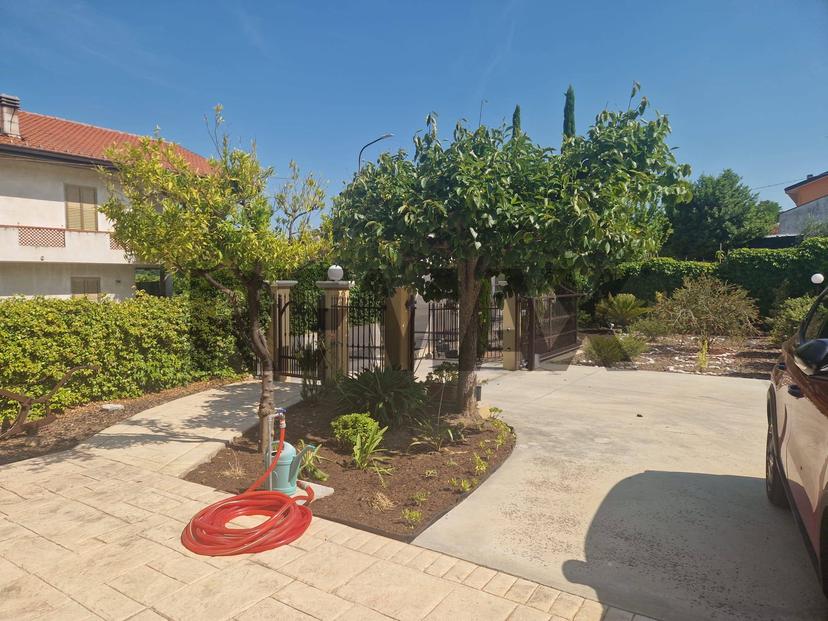 Villa in Via Venna 13, Tollo