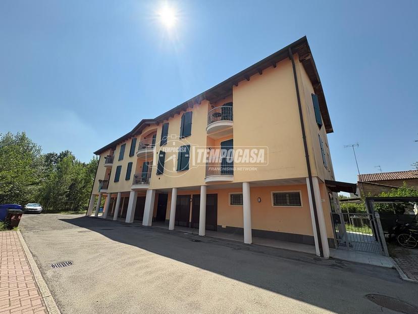 Trilocale in Via Brandoli Centro 32, San Prospero — foto 3 di 5