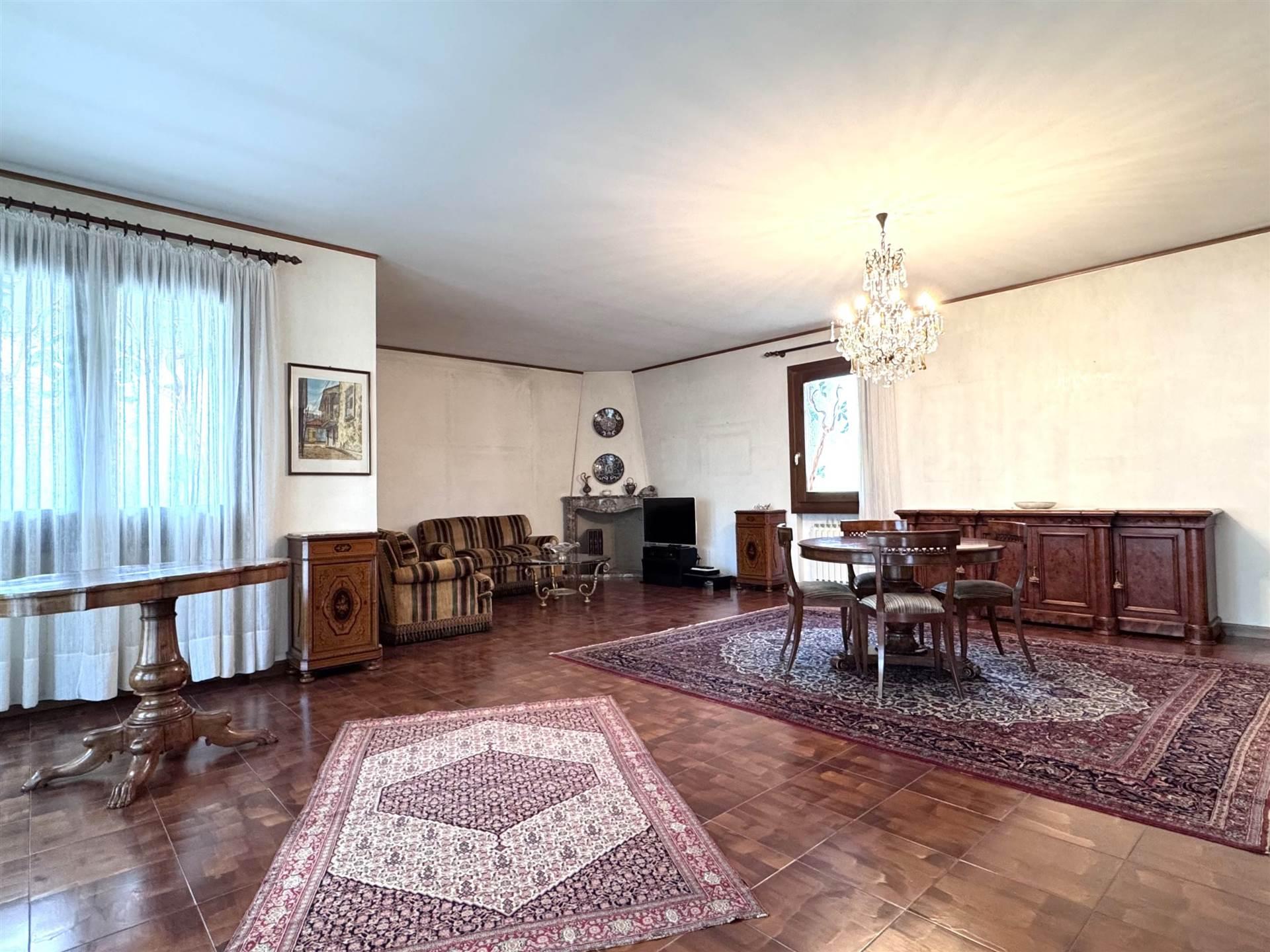 Villa in Strada delle Querce, Costabissara