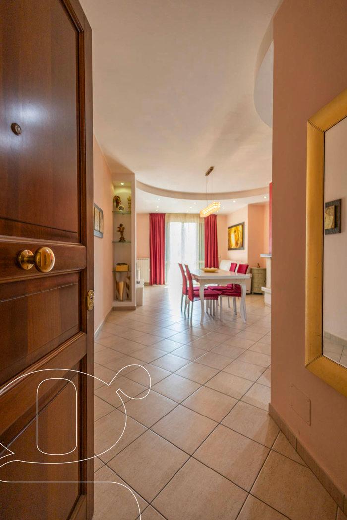 Quadrilocale in Via Fratelli Rosati 7, Todi — foto 4 di 5