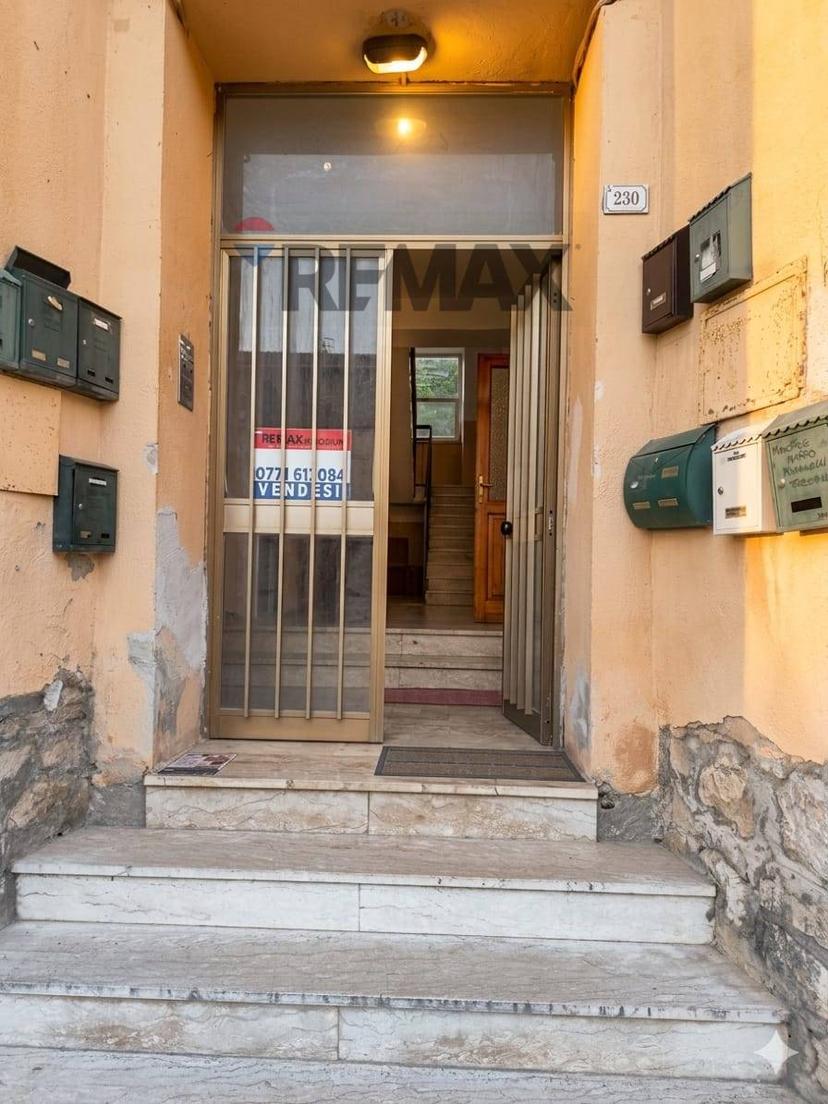 Quadrilocale, Santi Cosma e Damiano — foto 4 di 5