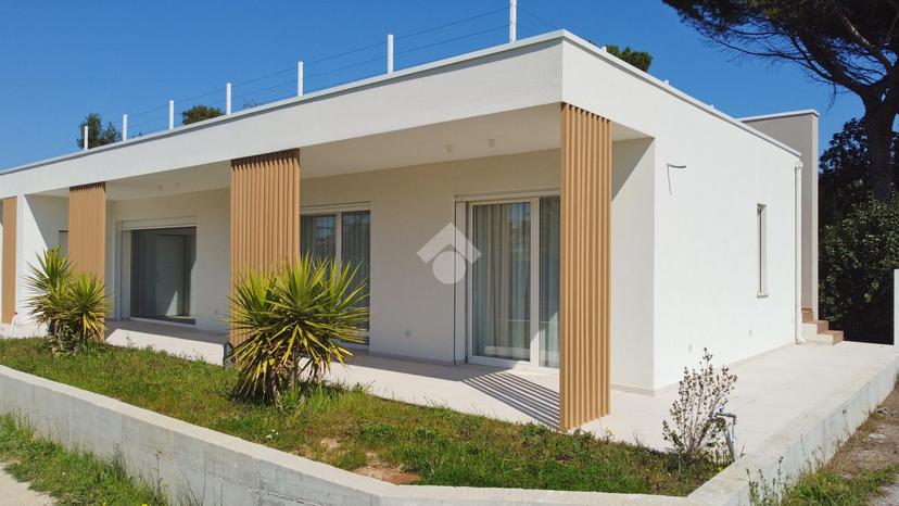 Villa in Via a. Pannella 8, Giulianova — foto 3 di 5