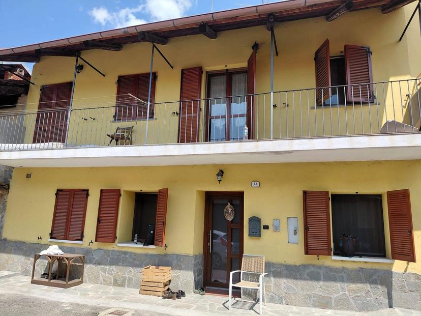 Villa a schiera in Via San Grato 13, Corio