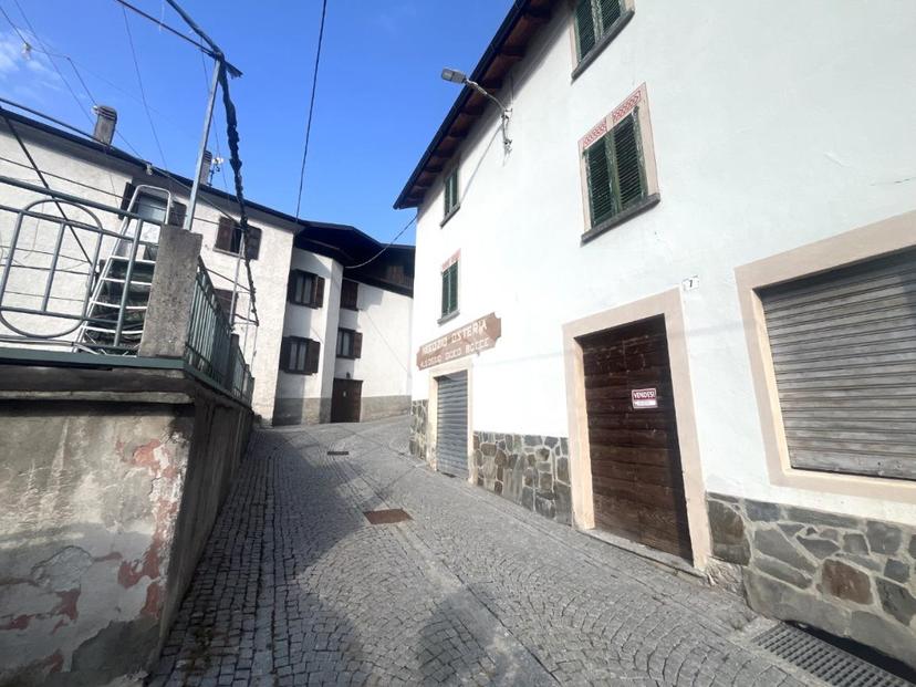 Casa indipendente in Via Rodorio 7, Sondalo — foto 3 di 5