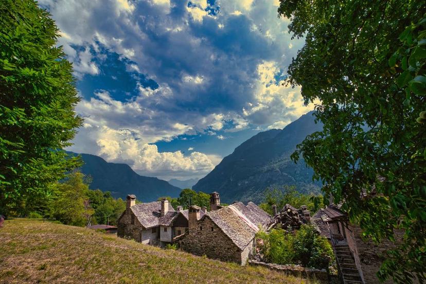 Porzione di casa in Sopra, Varzo
