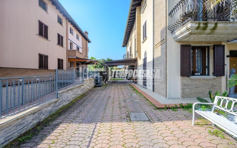 Villa a schiera in Via M. Biagi, San Pietro in Casale — foto 4 di 5