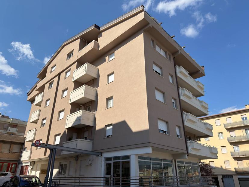 Attico in Via Martiri della Libertà 52, Fabriano — foto 4 di 5
