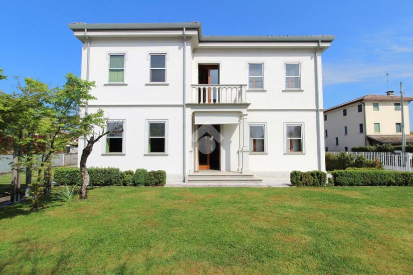 Villa in Via Monte Grappa 12, Caerano di San Marco — foto 2 di 5