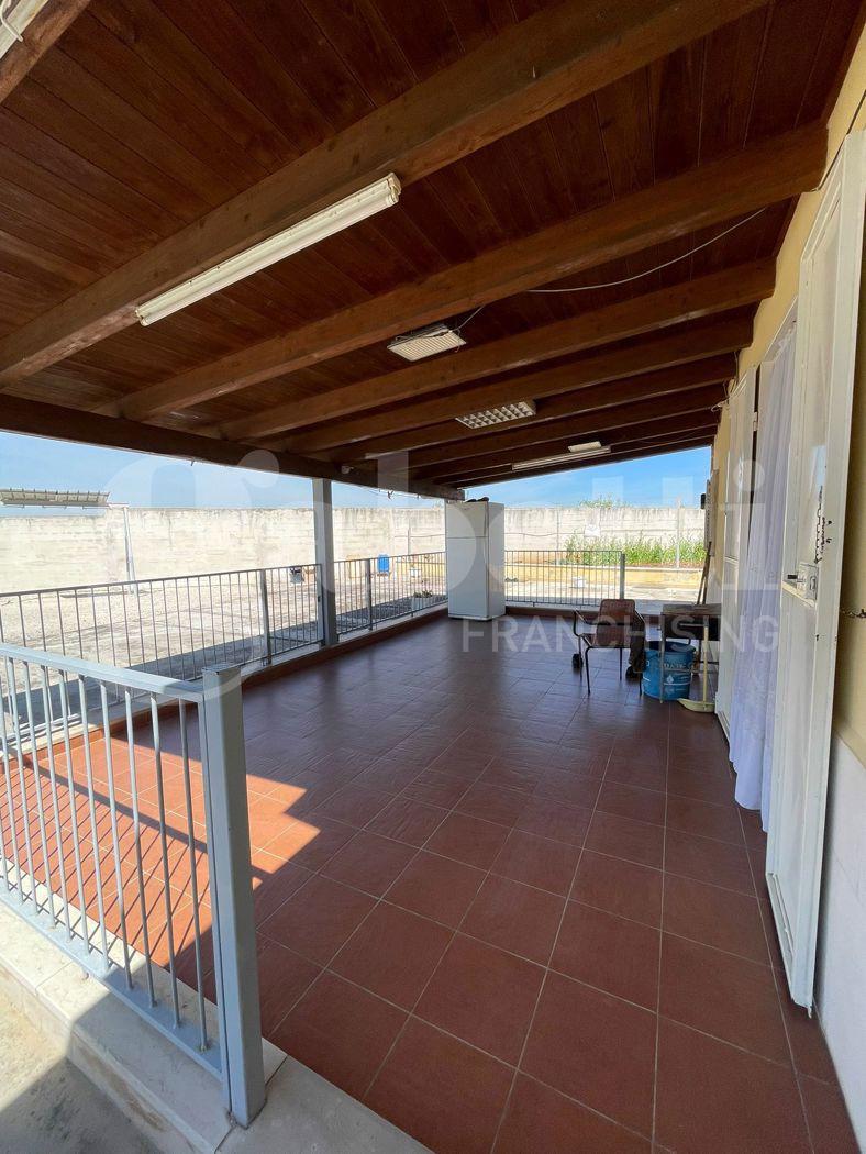 Villa in Zona Via Gravina, Corato — foto 4 di 5