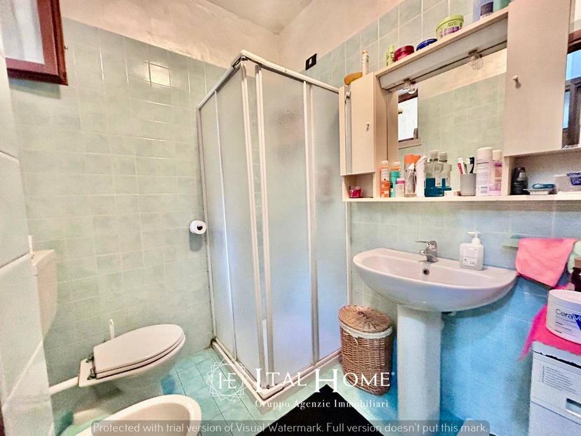 Bilocale in Via Giulio Cesare, Desenzano del Garda — foto 5 di 5